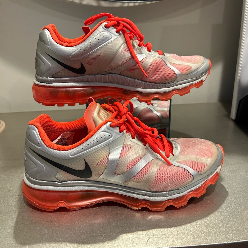 Nike White & Bright Orange Air Max Running Shoes size 8